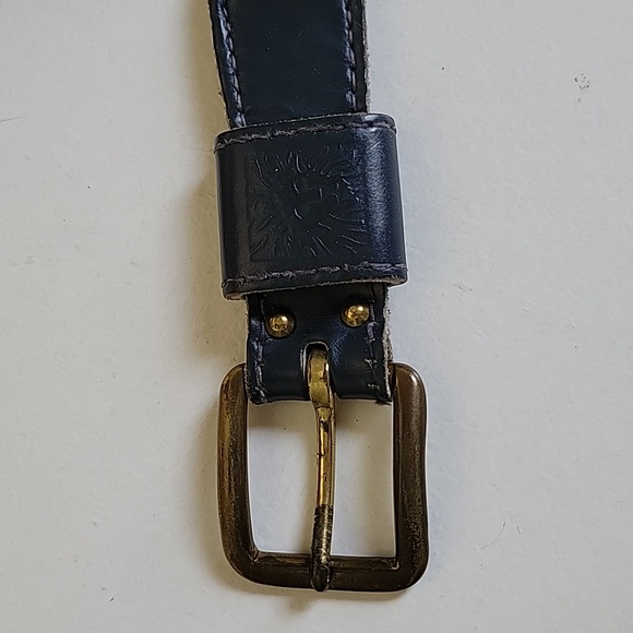 ANNE KLEIN BELT, VTG LION FACE LOGO,STRETCH NAVY BLUE W/ LEATHER, & BRASS BUCKLE - Picture 7 of 9
